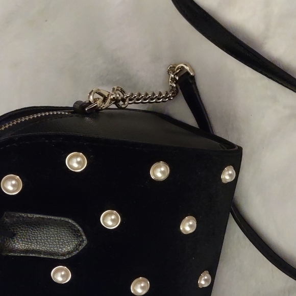 Kate Spade Mini Reiley Black Velvet & pearl bag NWT - Picture 3 of 6